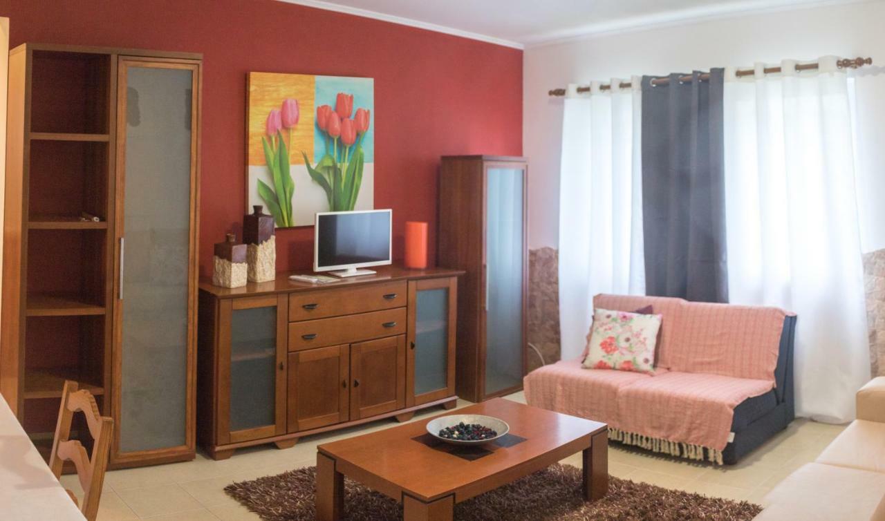 Apartamento Sandra ปอนตาเดลกาดา ภายนอก รูปภาพ
